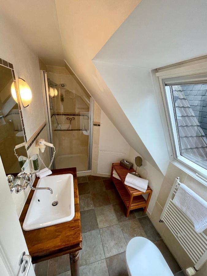 Hotel Zur Roemerbruecke Neuwied Buitenkant foto